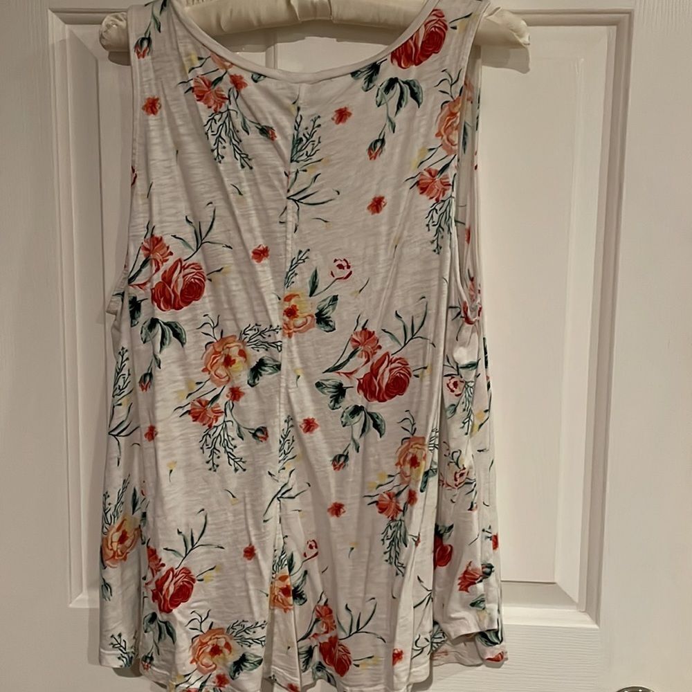 Torrid Fall Floral tank 🍁 - Picture 5 of 6
